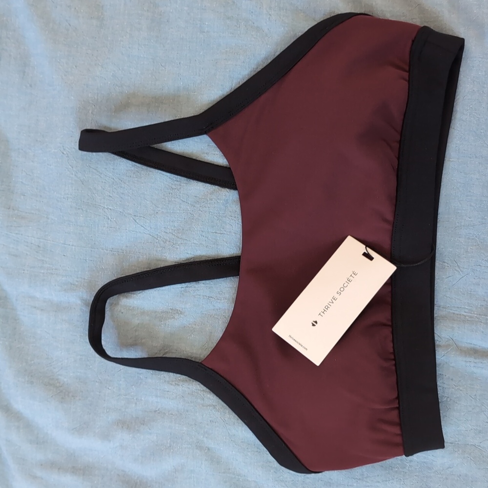 NWT -Thrive Societe- sports bra